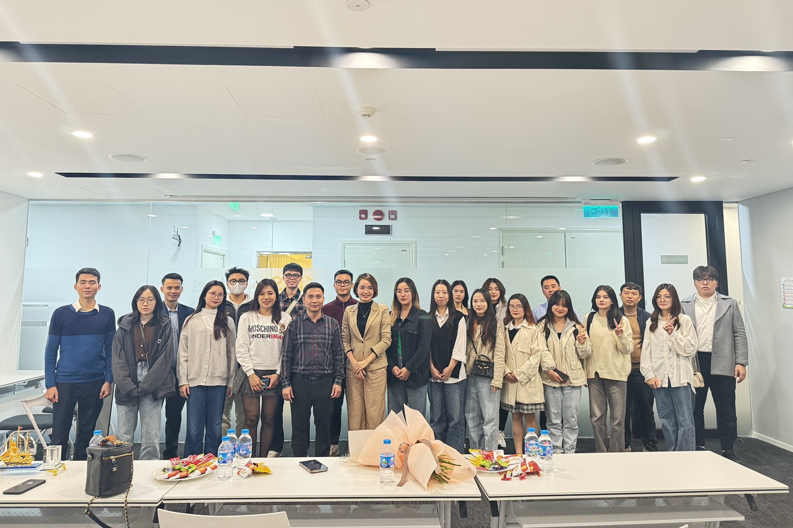 Cùng sinh viên Quản trị kinh doanh (Quốc tế) - UEB CITE khám phá nghề Marketing trong ngành tài chính tại công ty chứng khoán KB Việt Nam